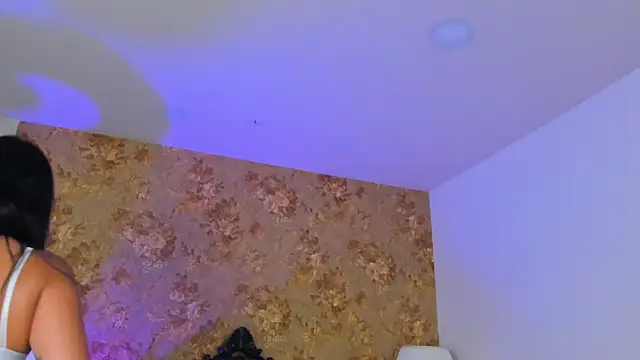 alanna_blaze webcam