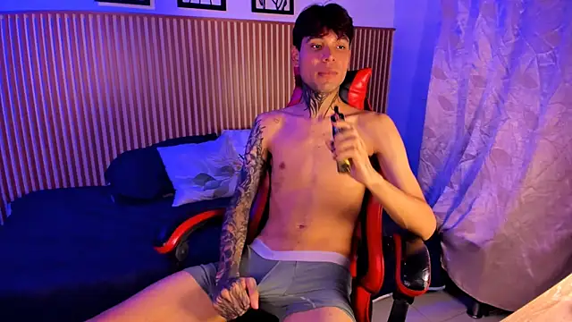 darkxxx77 (M twink) - make me hotter