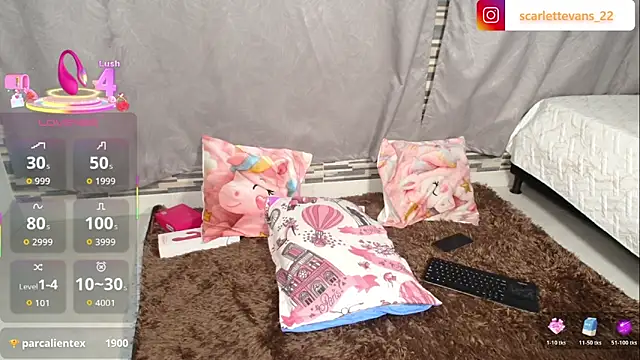 Scarlett_Evanz webcam