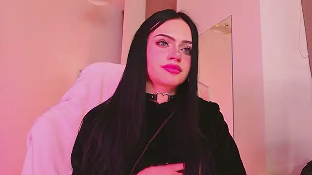 Dark_Diva webcam