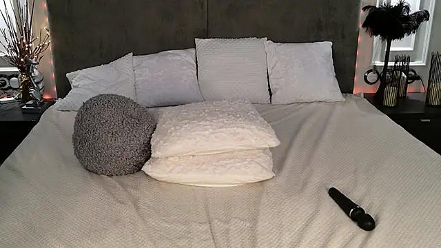 Monica_sex_xxsirens webcam