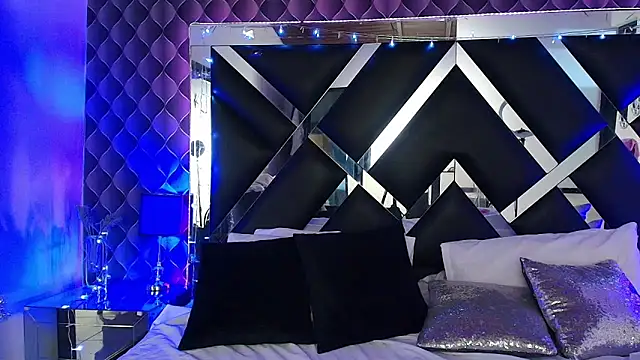 victoriaa_lee_ webcam