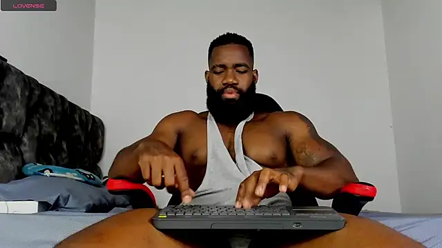 james_musclebbc (M young) - show cum today