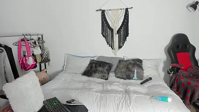aurora_moonm webcam