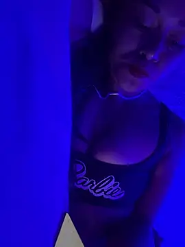 ToXxXiicBarbiie webcam