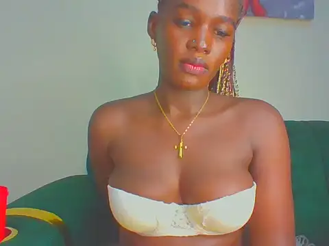 cutesmiling webcam