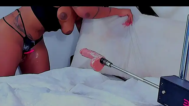 StormyButty18 webcam