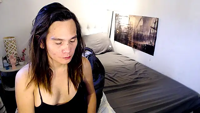 NinaDOM4CUM webcam