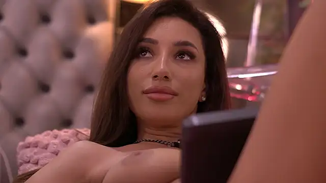 GinaValentinna