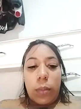 emma_purple_ webcam