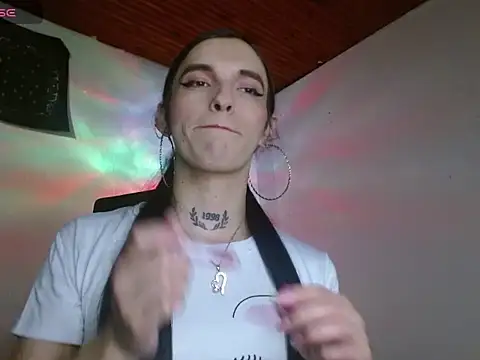 Scarlett_crastrawberry webcam