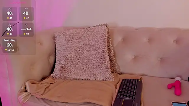 Emilly_Beaumont webcam