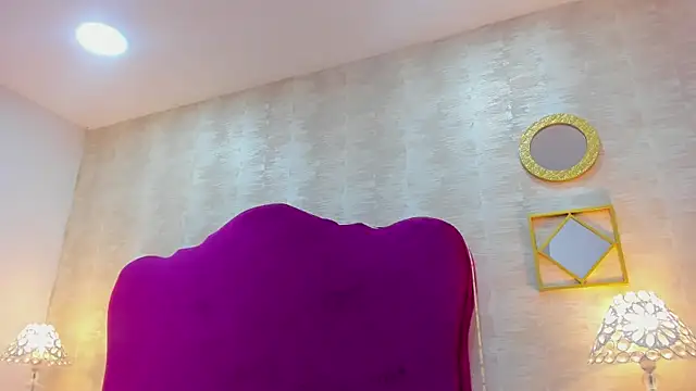 ScarletJons webcam