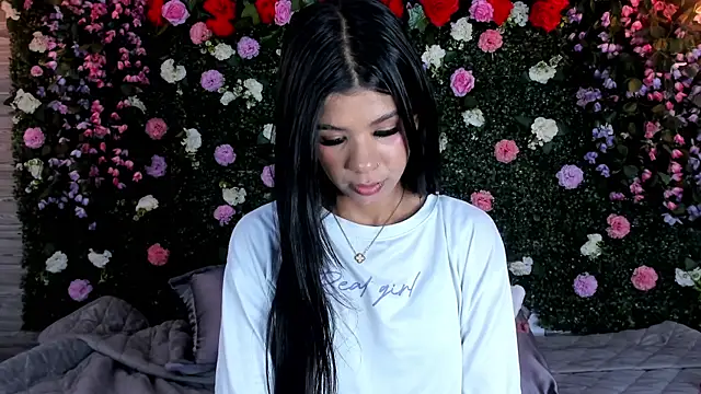 ViolettGracee webcam