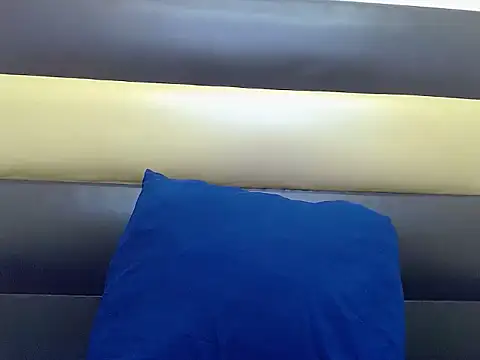 SexyBoobs44DD webcam