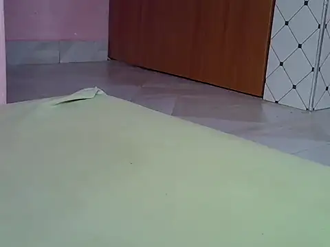 Sexy-creamyy webcam