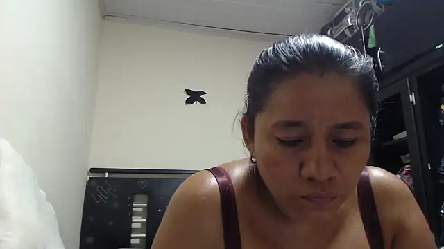 adrixxx38 webcam