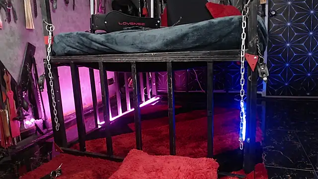 lorna_cox_bdsm webcam