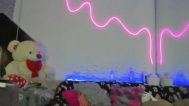 CelesteGill_ webcam
