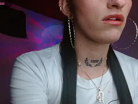 Scarlett_crastrawberry webcam