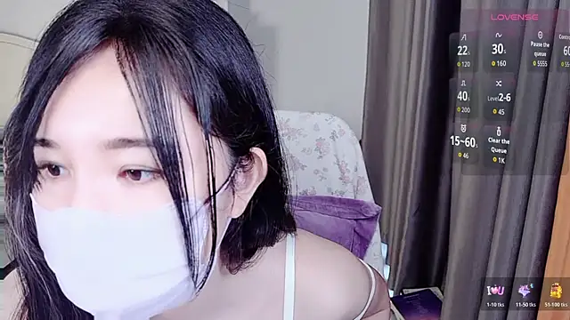 NolanMia webcam