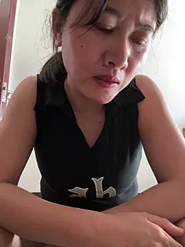 daaqnn (F milf) - 少妇逼逼痒，需要霸总来舔The young woman’s pussy is i