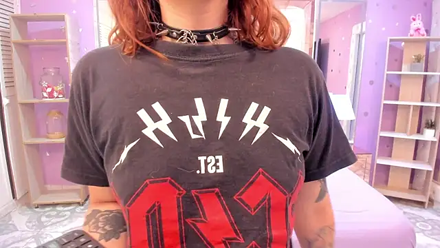Goldentemptation_ webcam