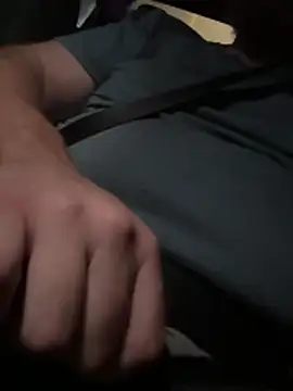 jayc23 (Ask my age) - Pull over & cum