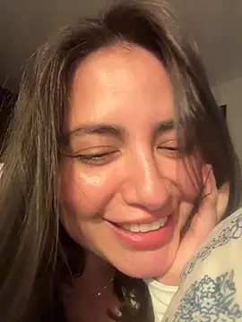 sukhakunis1 live sex cam