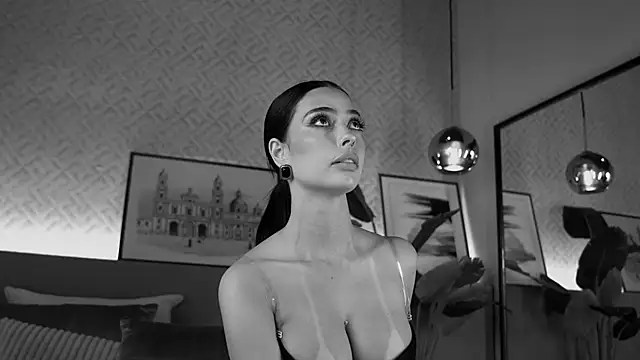 ElleDiane live sex cam
