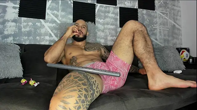 leonidas_18k live sex cam