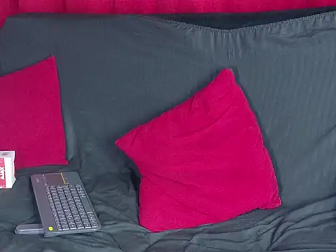 aura_sterling live sex cam