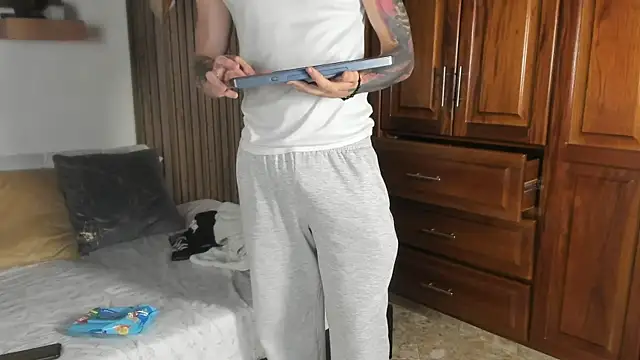 acxel_prescot (M young) - COME WITH ME OR CUM WITH ME?💦