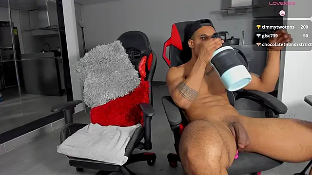TROYWESLY- webcam