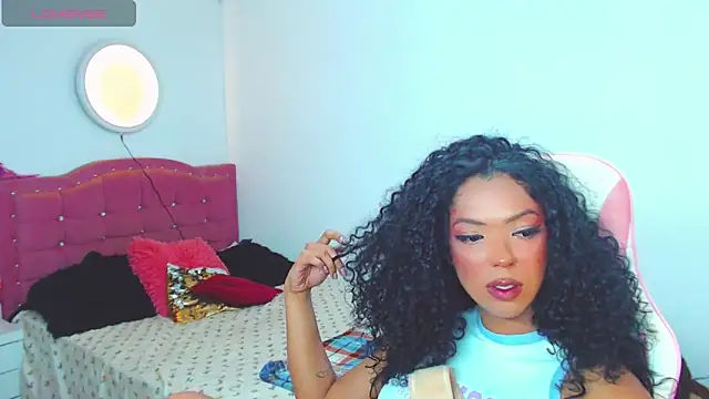 Tanedra_collings live cam