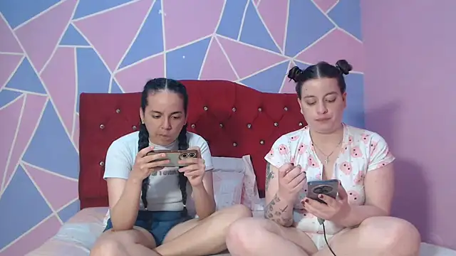 Lola_barbara webcam