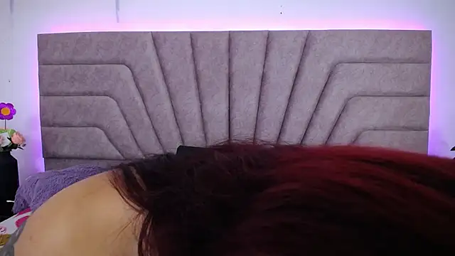 Jessica_Kraftt webcam