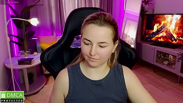 Mira_Mermayd webcam