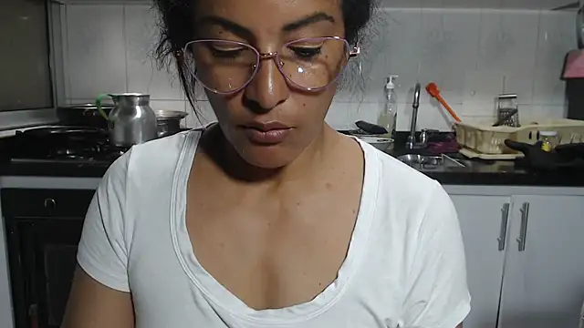 kateleyagrey webcam