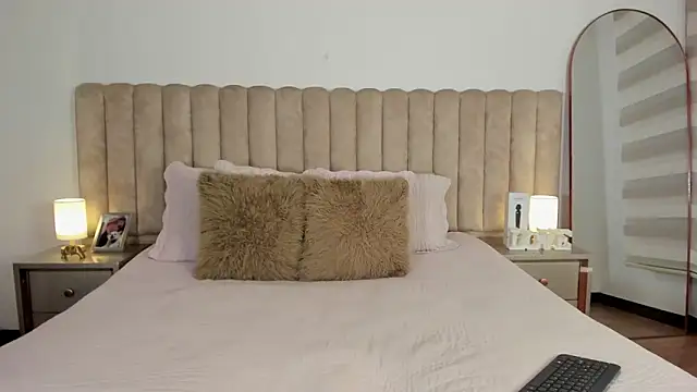 Sophie_Restrepo webcam