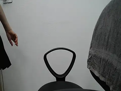 _Lady- webcam
