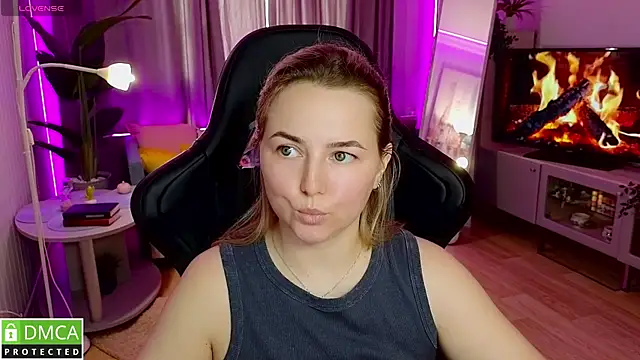 Mira_Mermayd webcam