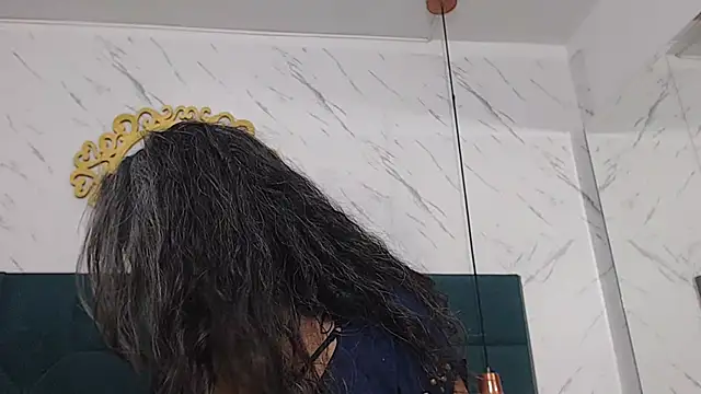 chanel_grant webcam