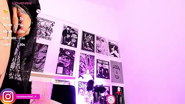 lexyjoycce (F teen) - Help me cum with fingers imagining