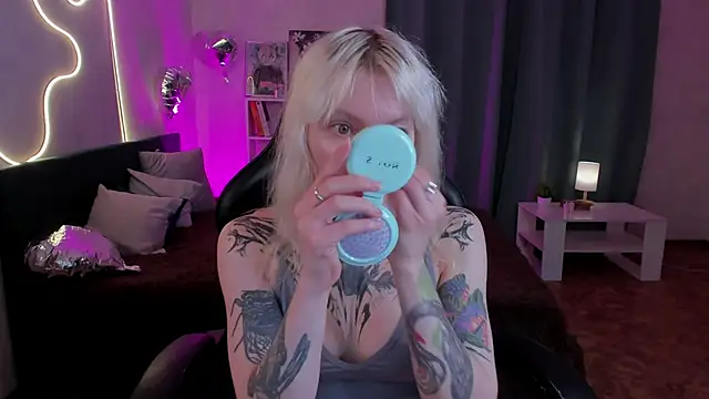 tattoo_art_baby webcam