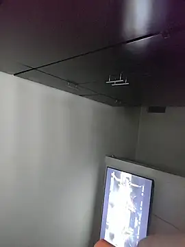 Emily_Kooper webcam