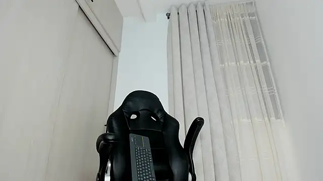 Biscuit_oliva live cam