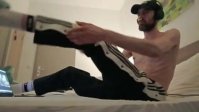JUNKIETOP live cam