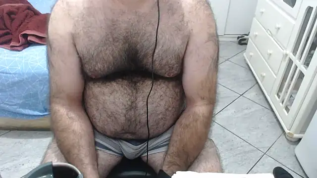 MysterBearMG webcam