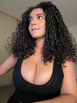 Curlyierr webcam